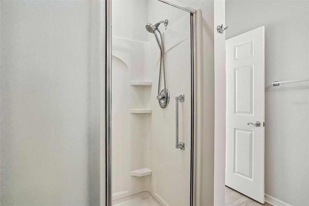 Active With Contract: $315,000 (2 beds, 2 baths, 1138 Square Feet)