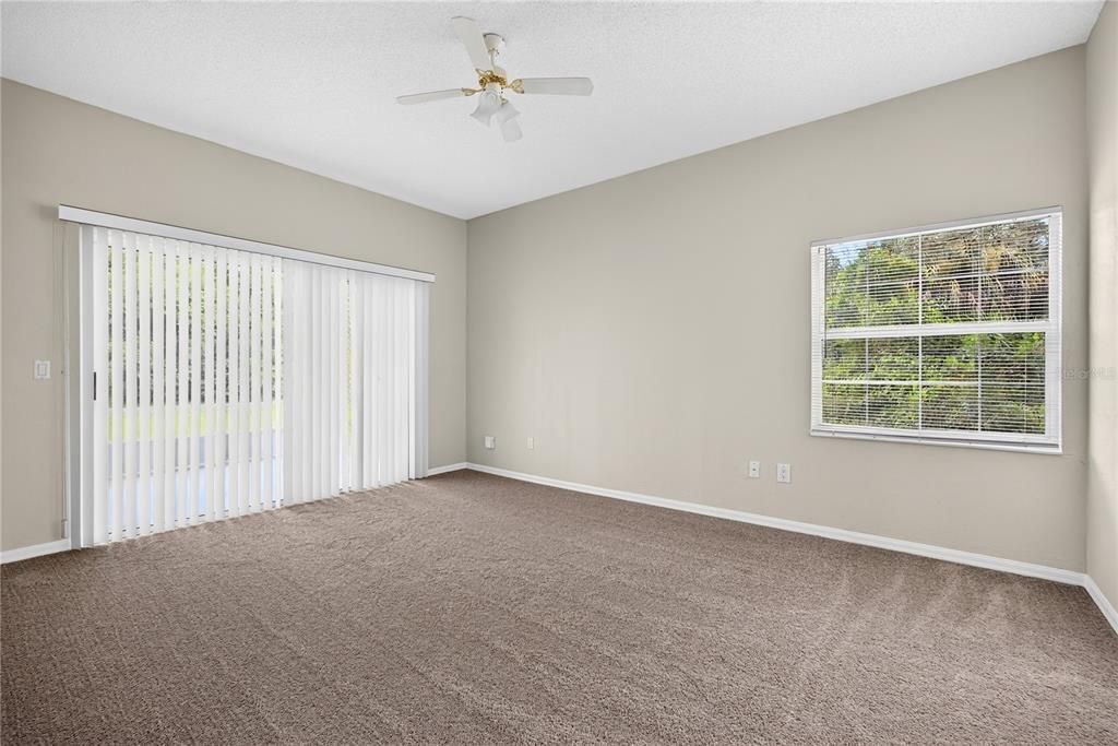 For Sale: $369,000 (4 beds, 2 baths, 2017 Square Feet)