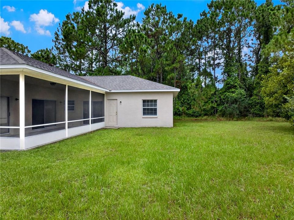 For Sale: $369,000 (4 beds, 2 baths, 2017 Square Feet)