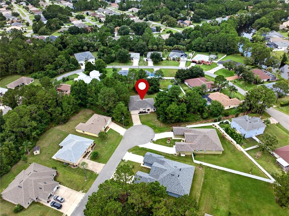 For Sale: $369,000 (4 beds, 2 baths, 2017 Square Feet)