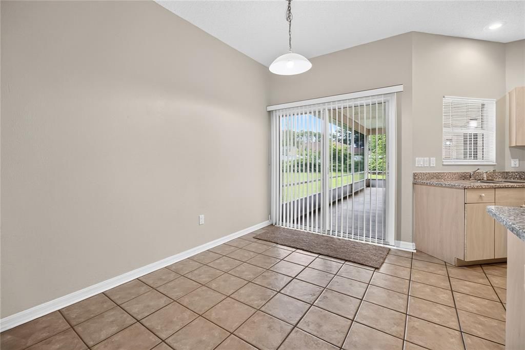 For Sale: $369,000 (4 beds, 2 baths, 2017 Square Feet)