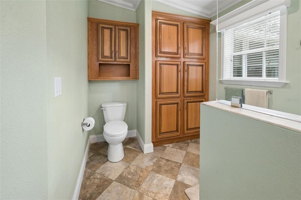 For Sale: $345,000 (3 beds, 2 baths, 1860 Square Feet)