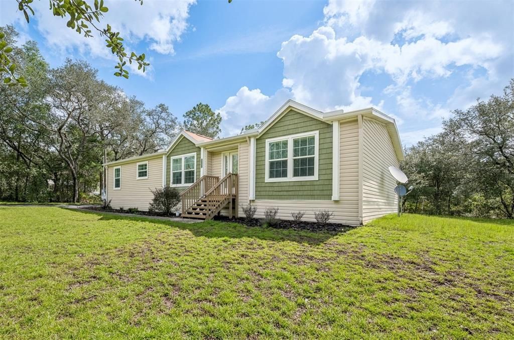 For Sale: $345,000 (3 beds, 2 baths, 1860 Square Feet)