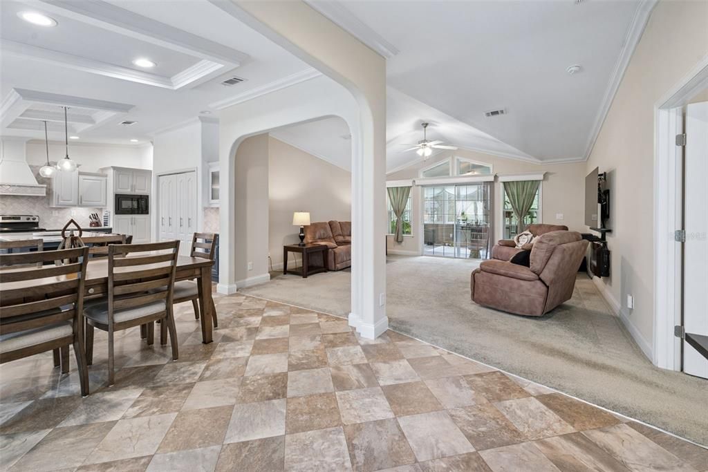 For Sale: $345,000 (3 beds, 2 baths, 1860 Square Feet)
