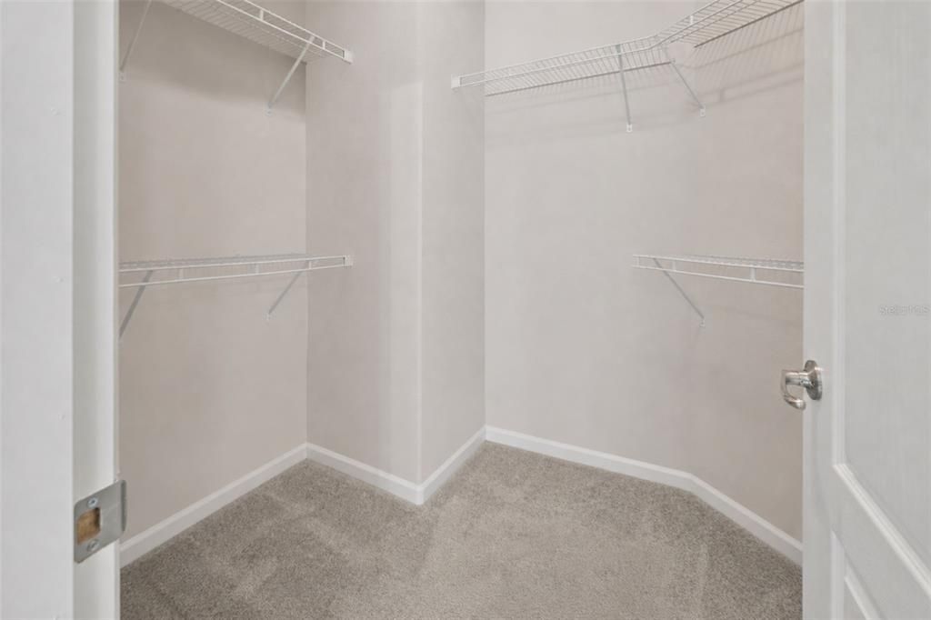For Sale: $345,000 (3 beds, 2 baths, 1860 Square Feet)