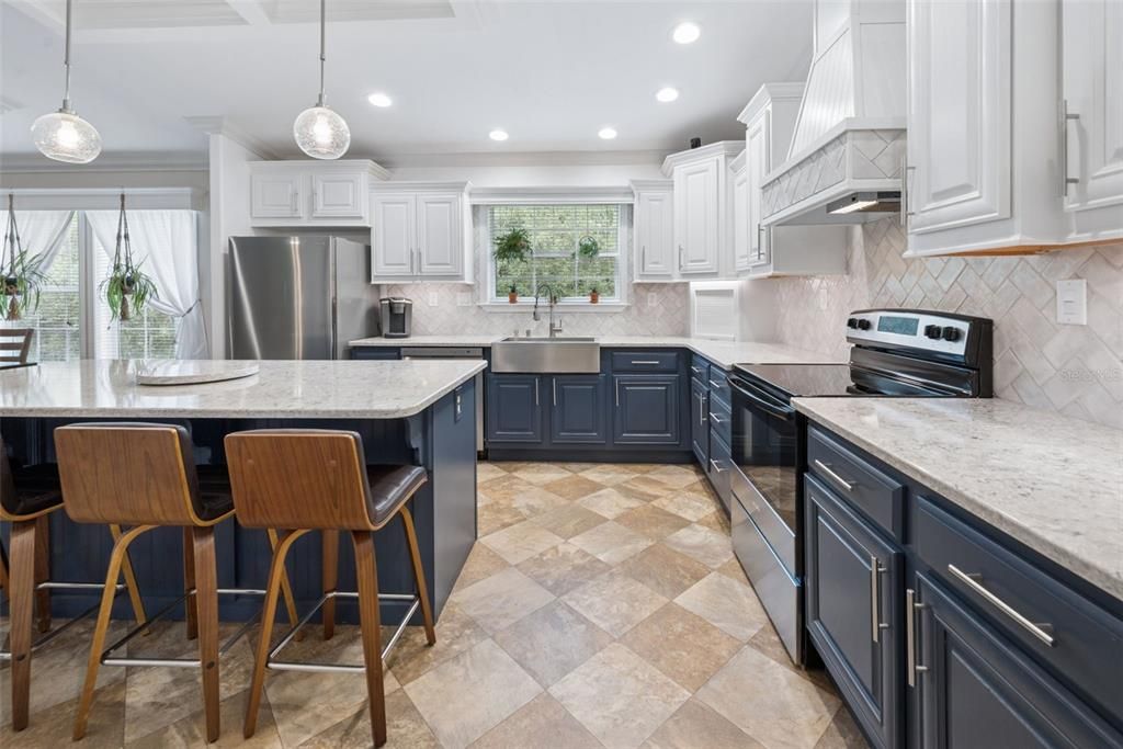 For Sale: $345,000 (3 beds, 2 baths, 1860 Square Feet)