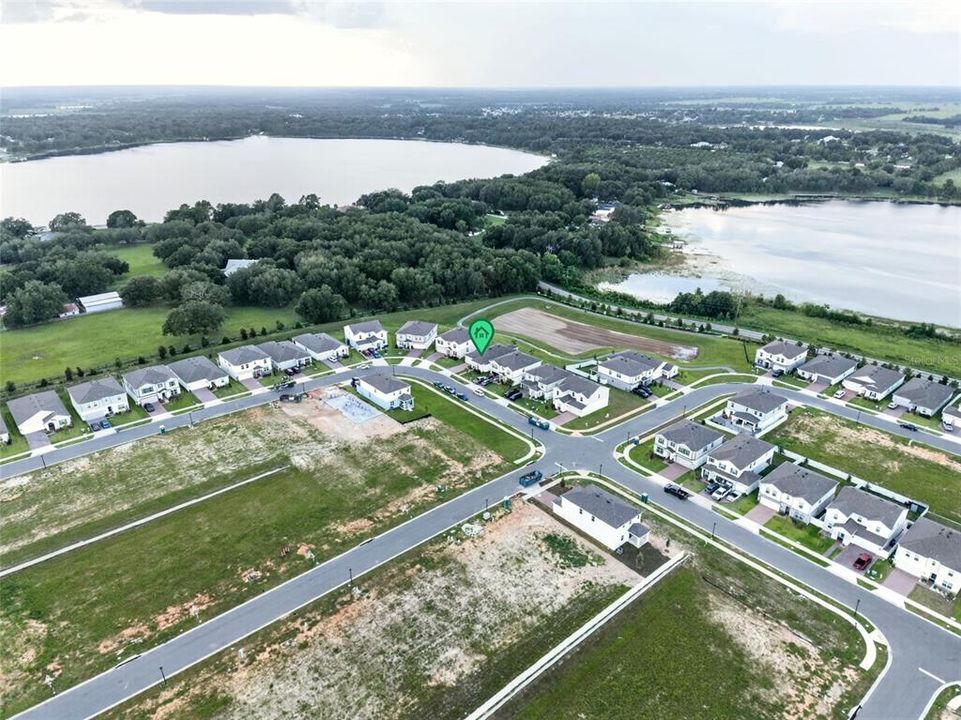На продажу: $449,000 (4 спален, 2 ванн, 1866 Квадратных фут)