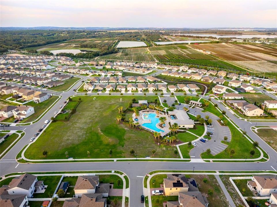 На продажу: $449,000 (4 спален, 2 ванн, 1866 Квадратных фут)