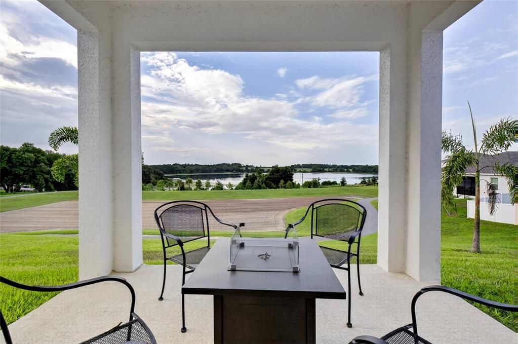 На продажу: $449,000 (4 спален, 2 ванн, 1866 Квадратных фут)