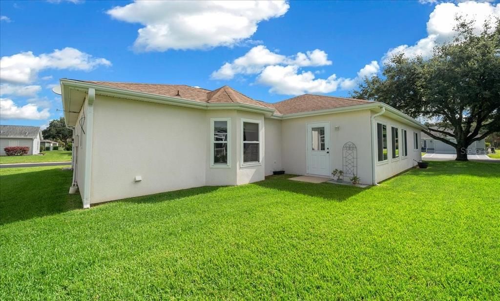 En Venta: $285,000 (2 camas, 2 baños, 1926 Pies cuadrados)
