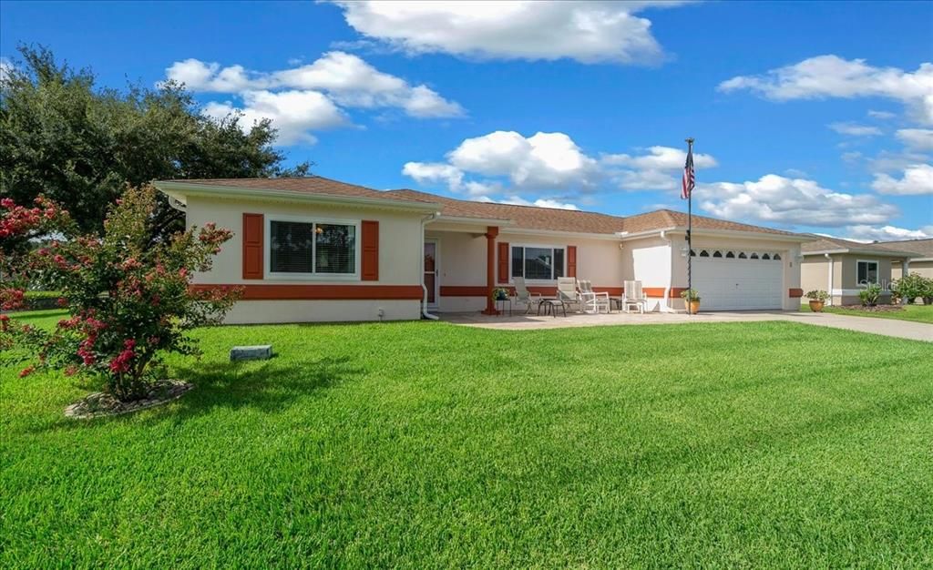 En Venta: $285,000 (2 camas, 2 baños, 1926 Pies cuadrados)