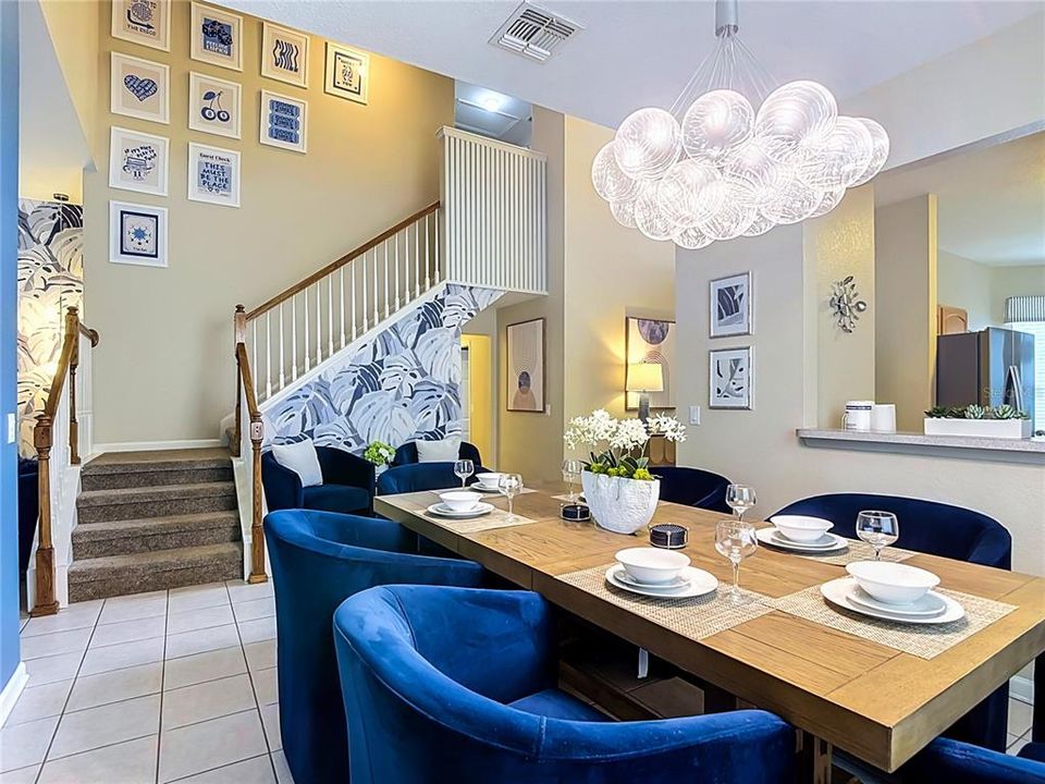 En Venta: $699,900 (5 camas, 5 baños, 2494 Pies cuadrados)