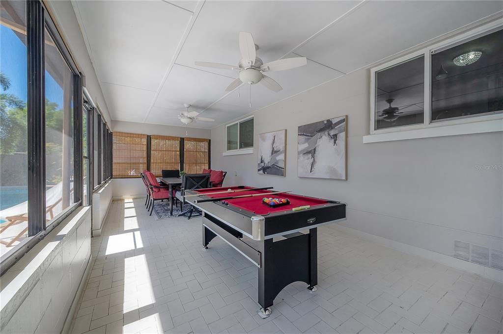 For Rent: $4,000 (3 beds, 2 baths, 1712 Square Feet)