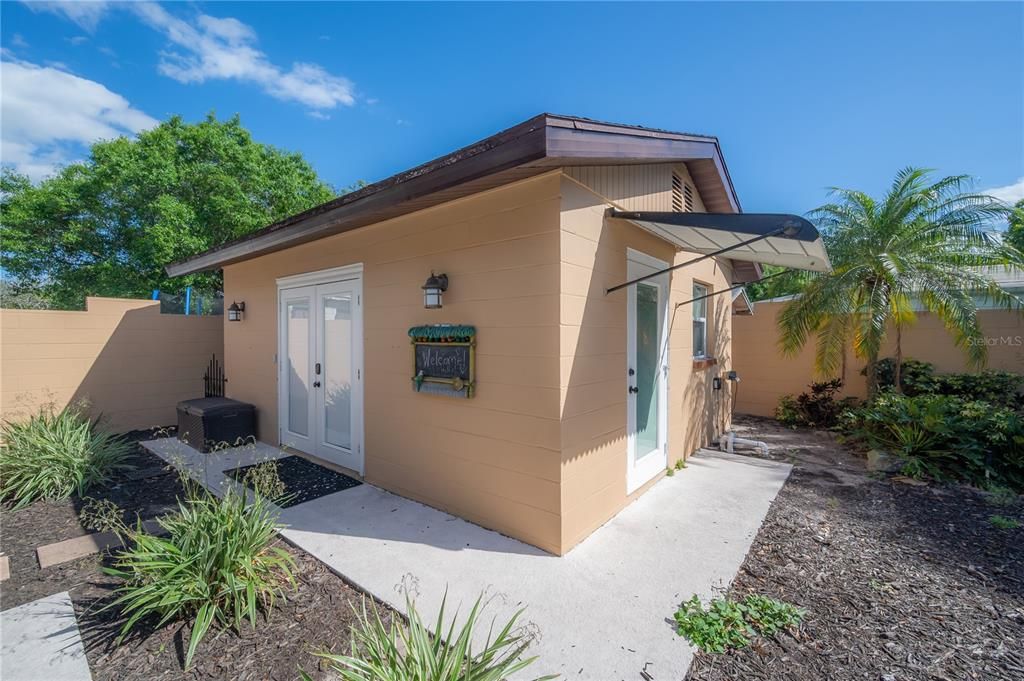 For Rent: $4,000 (3 beds, 2 baths, 1712 Square Feet)