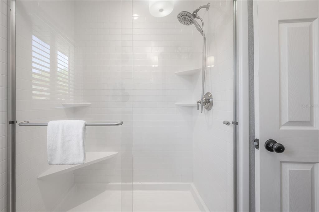 For Rent: $4,000 (3 beds, 2 baths, 1712 Square Feet)