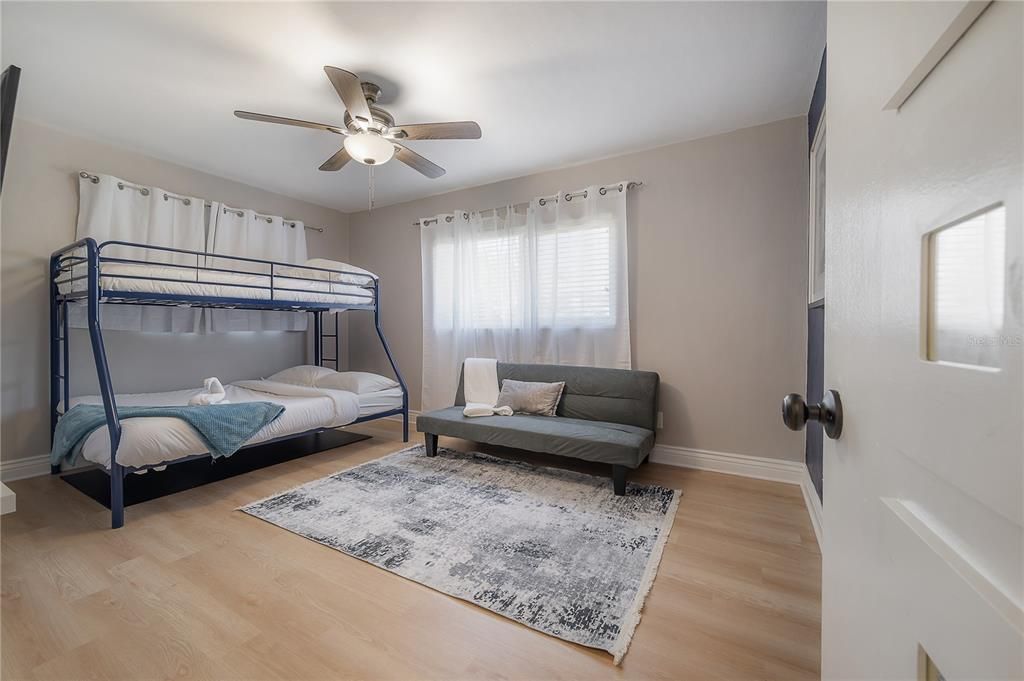 For Rent: $4,000 (3 beds, 2 baths, 1712 Square Feet)