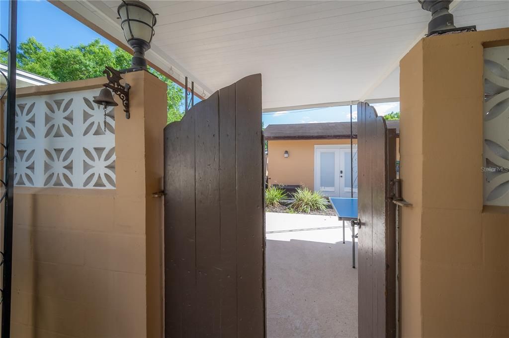For Rent: $4,000 (3 beds, 2 baths, 1712 Square Feet)