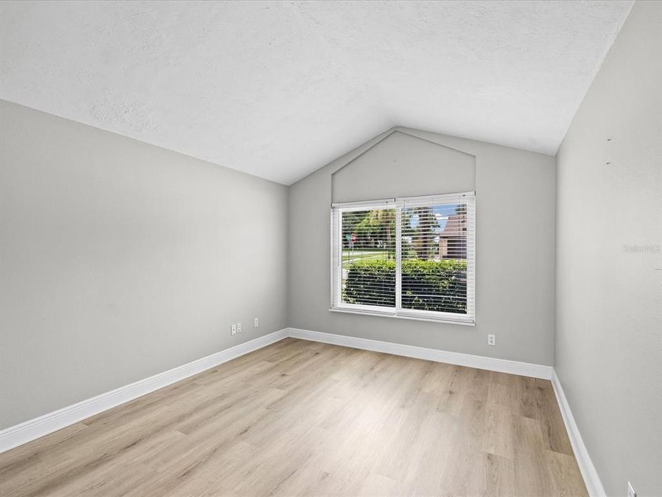 For Sale: $435,000 (4 beds, 2 baths, 2119 Square Feet)