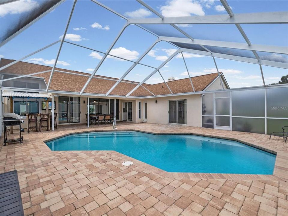 For Sale: $435,000 (4 beds, 2 baths, 2119 Square Feet)