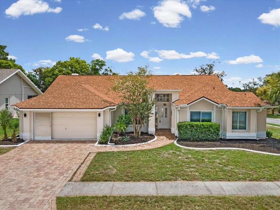 For Sale: $435,000 (4 beds, 2 baths, 2119 Square Feet)