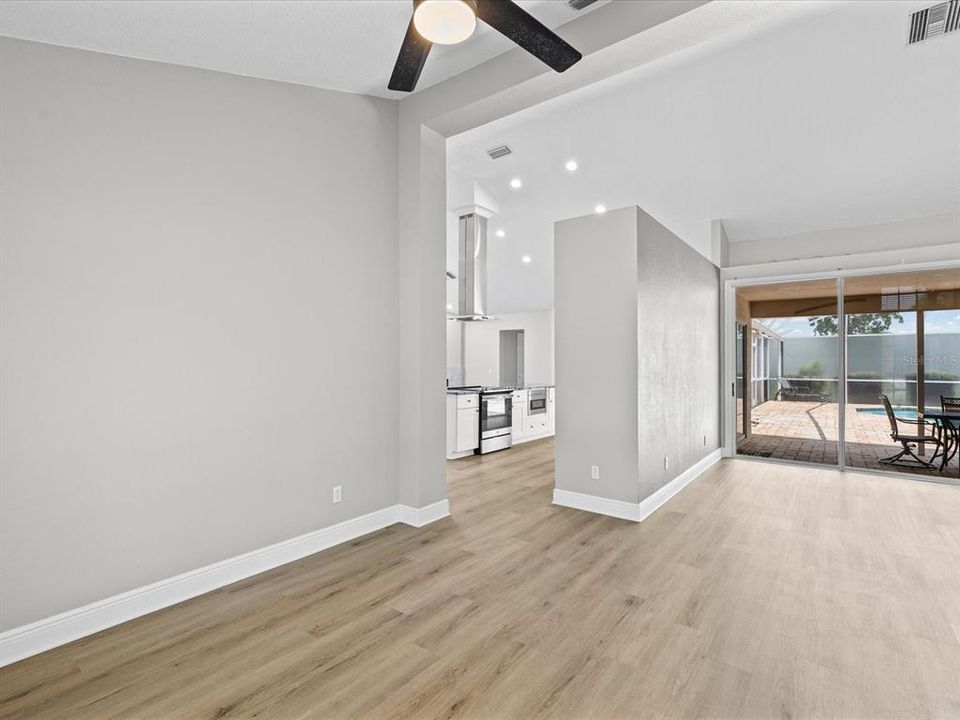 For Sale: $435,000 (4 beds, 2 baths, 2119 Square Feet)