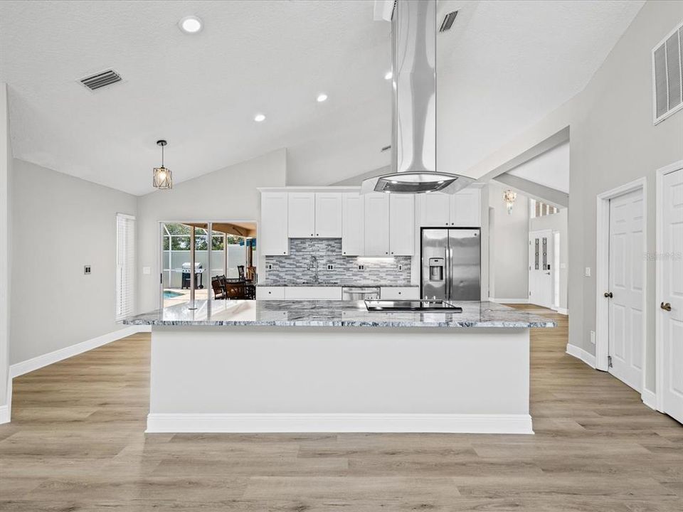 For Sale: $435,000 (4 beds, 2 baths, 2119 Square Feet)