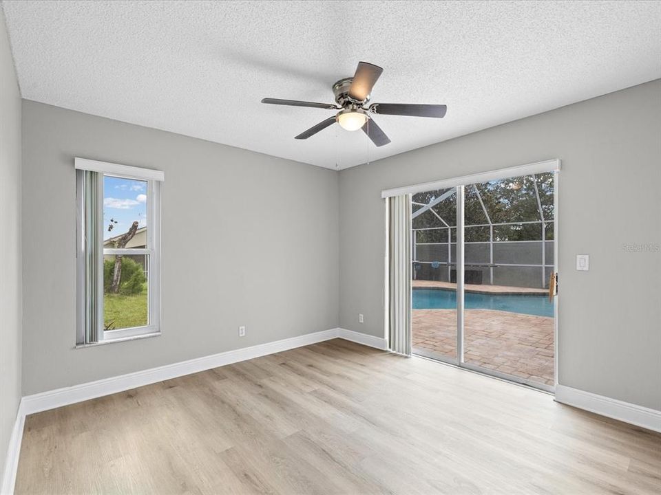 For Sale: $435,000 (4 beds, 2 baths, 2119 Square Feet)