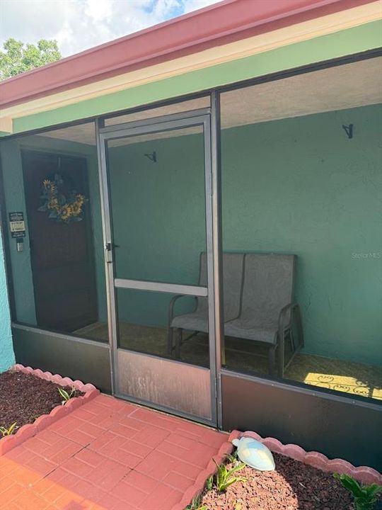For Sale: $315,000 (2 beds, 2 baths, 1442 Square Feet)