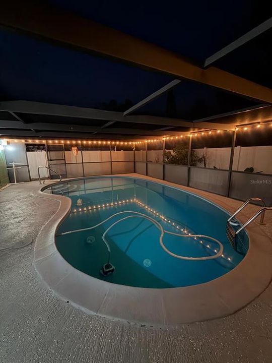 For Sale: $315,000 (2 beds, 2 baths, 1442 Square Feet)
