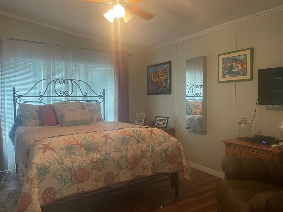For Sale: $197,000 (2 beds, 2 baths, 1664 Square Feet)