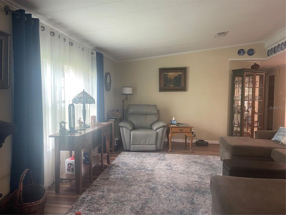 For Sale: $197,000 (2 beds, 2 baths, 1664 Square Feet)