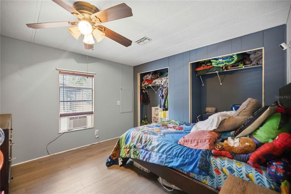 For Sale: $155,000 (2 beds, 2 baths, 1248 Square Feet)