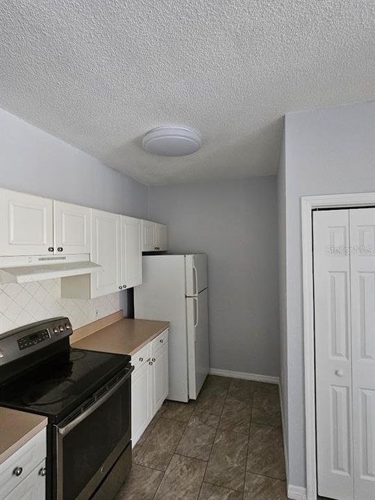 For Rent: $1,400 (2 beds, 2 baths, 1083 Square Feet)