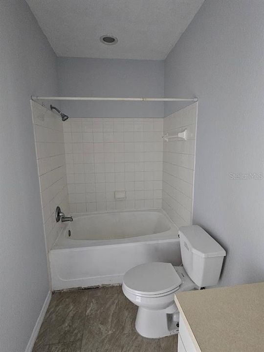 For Rent: $1,400 (2 beds, 2 baths, 1083 Square Feet)