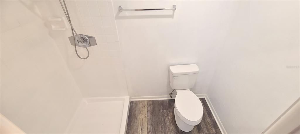 For Sale: $229,900 (2 beds, 2 baths, 1588 Square Feet)