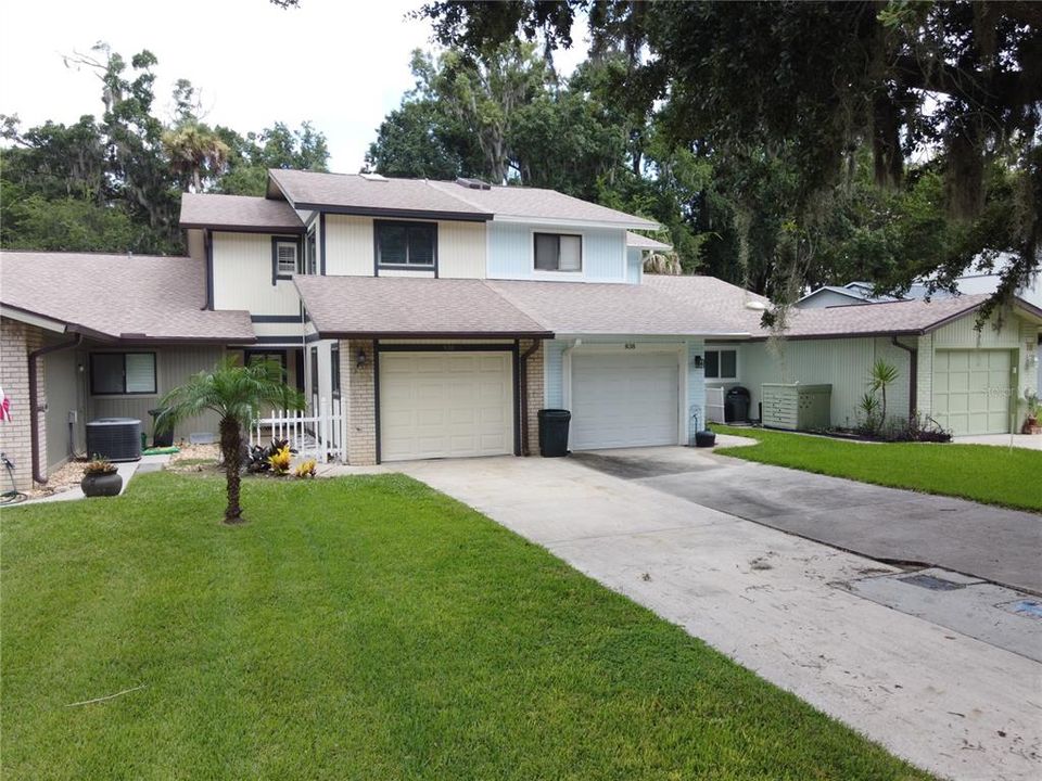 For Sale: $229,900 (2 beds, 2 baths, 1588 Square Feet)