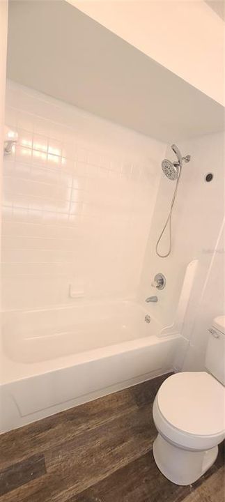 For Sale: $229,900 (2 beds, 2 baths, 1588 Square Feet)