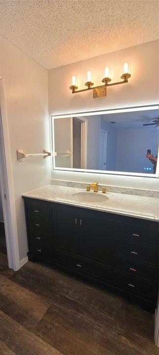 For Sale: $229,900 (2 beds, 2 baths, 1588 Square Feet)