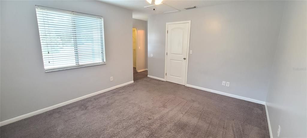 For Sale: $229,900 (2 beds, 2 baths, 1588 Square Feet)