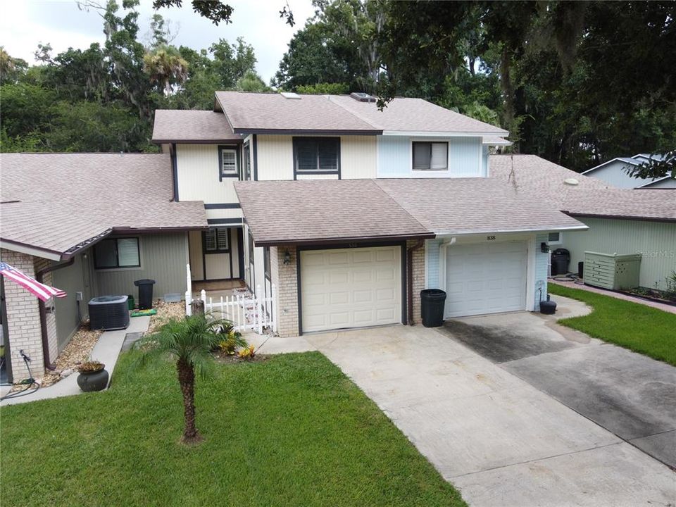 For Sale: $229,900 (2 beds, 2 baths, 1588 Square Feet)