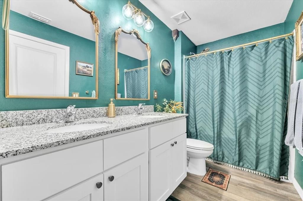 For Sale: $290,000 (3 beds, 2 baths, 1430 Square Feet)