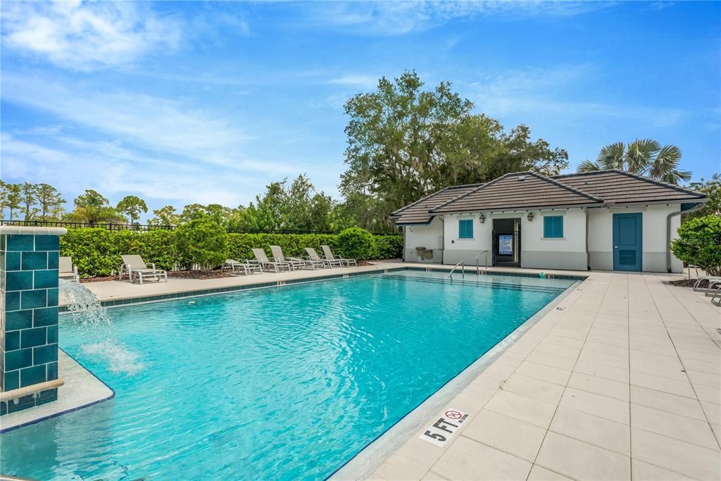 For Sale: $279,000 (2 beds, 2 baths, 1541 Square Feet)