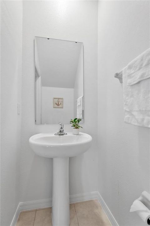 For Sale: $279,000 (2 beds, 2 baths, 1541 Square Feet)