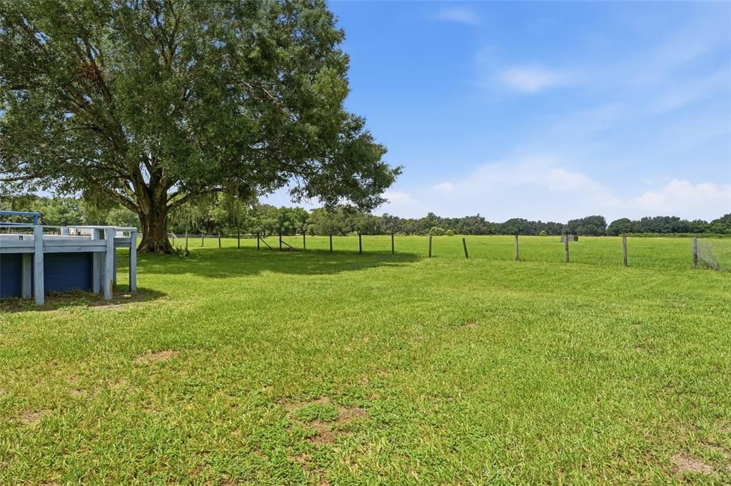 For Sale: $950,000 (4 beds, 3 baths, 3060 Square Feet)