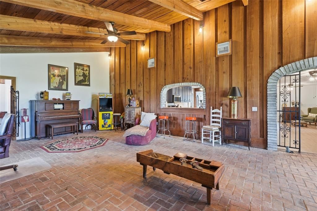 For Sale: $950,000 (4 beds, 3 baths, 3060 Square Feet)