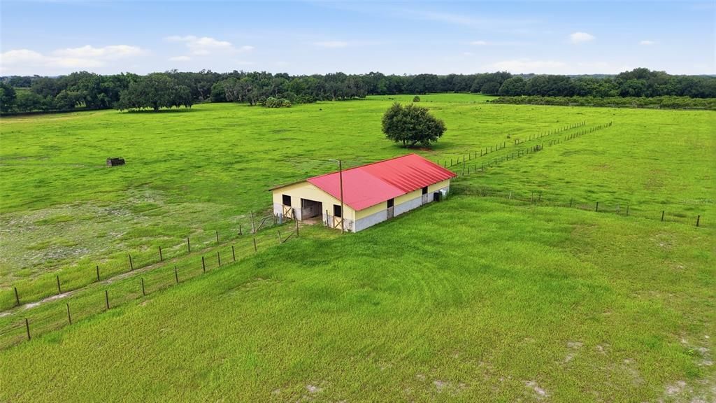For Sale: $950,000 (4 beds, 3 baths, 3060 Square Feet)