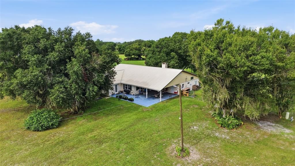 For Sale: $950,000 (4 beds, 3 baths, 3060 Square Feet)