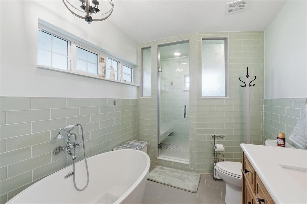 For Sale: $950,000 (4 beds, 3 baths, 3060 Square Feet)