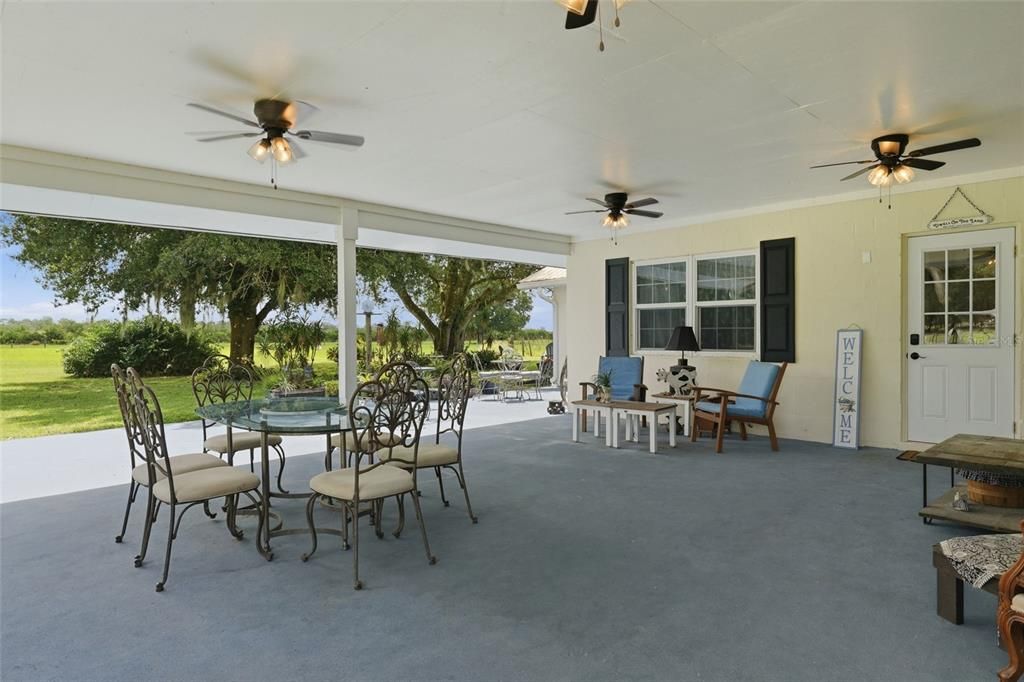 For Sale: $950,000 (4 beds, 3 baths, 3060 Square Feet)