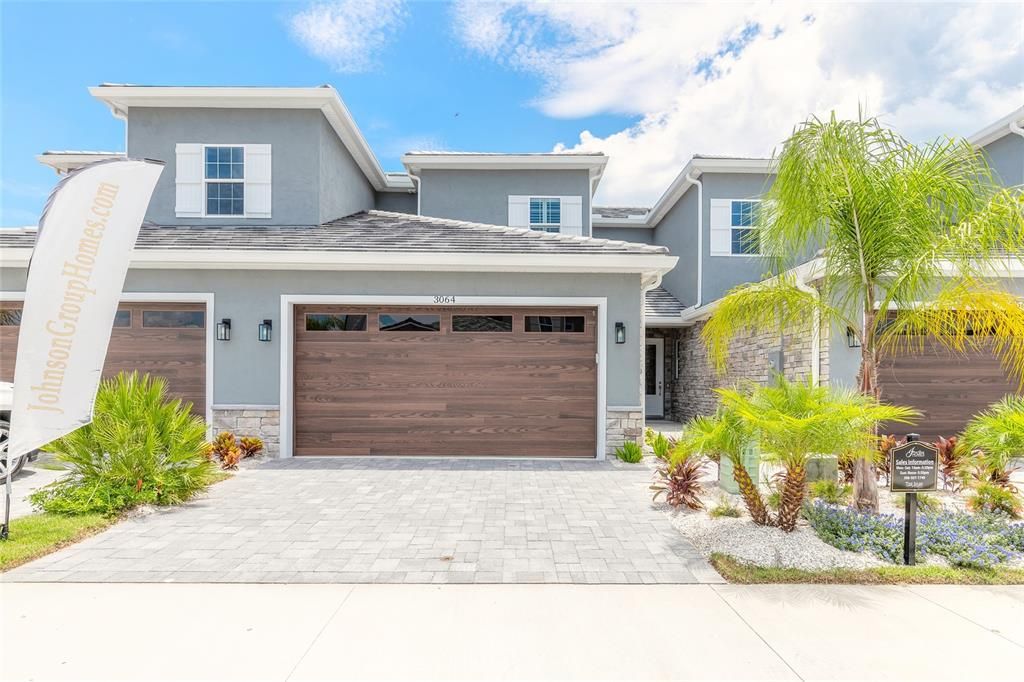 For Sale: $525,000 (3 beds, 3 baths, 1847 Square Feet)